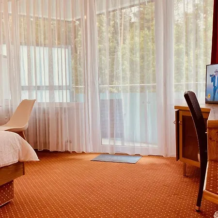 Daire G&p Housing Mit Kueche & Balkon & Highspeed Internet- Comfort *