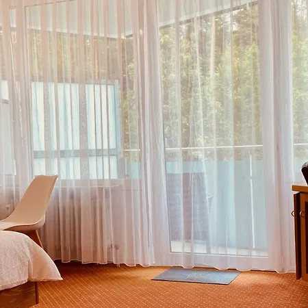 Daire G&p Housing Mit Kueche & Balkon & Highspeed Internet- Comfort *