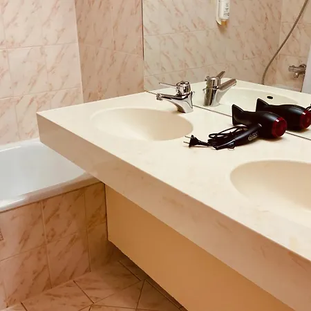 G&p Housing Mit Kueche & Balkon & Highspeed Internet- Comfort Daire Altensteig