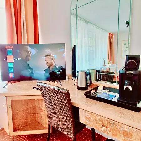 G&p Housing Mit Kueche & Balkon & Highspeed Internet- Comfort Altensteig